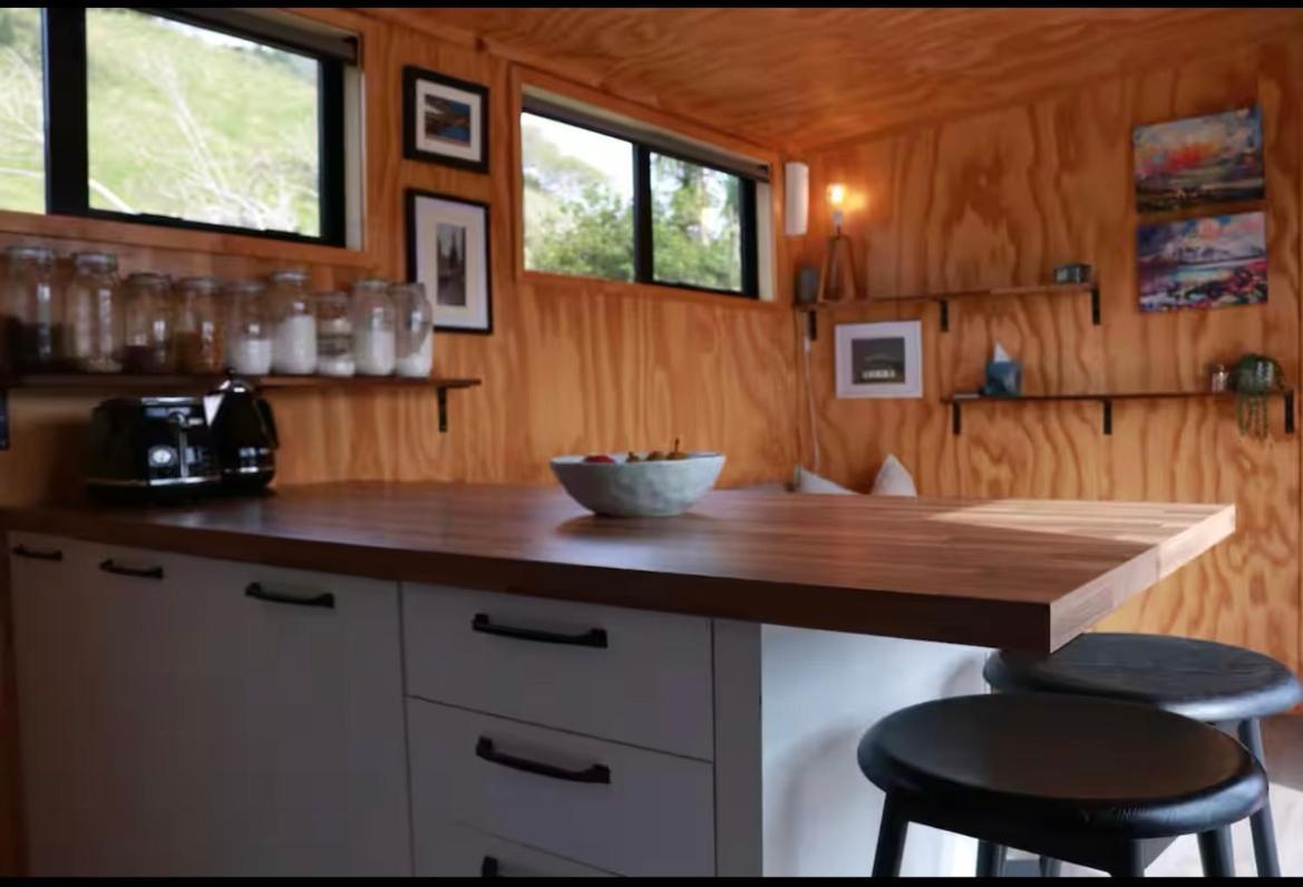 White Pine Bush Cabins Taneatua Bagian luar foto