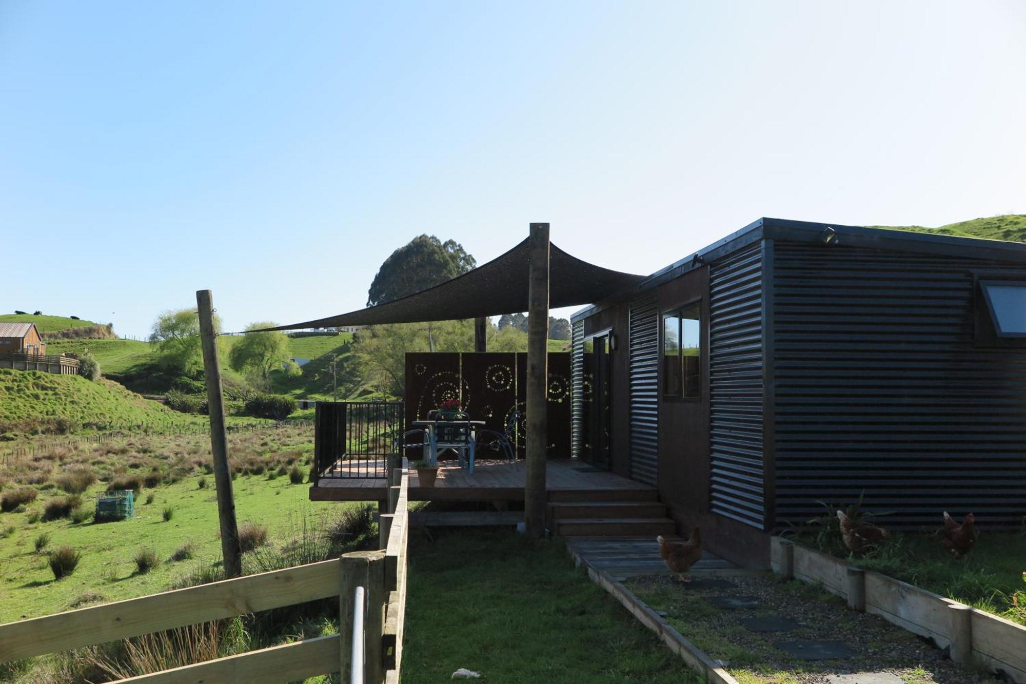 White Pine Bush Cabins Taneatua Bagian luar foto